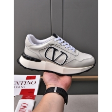 Valentino Sneakers